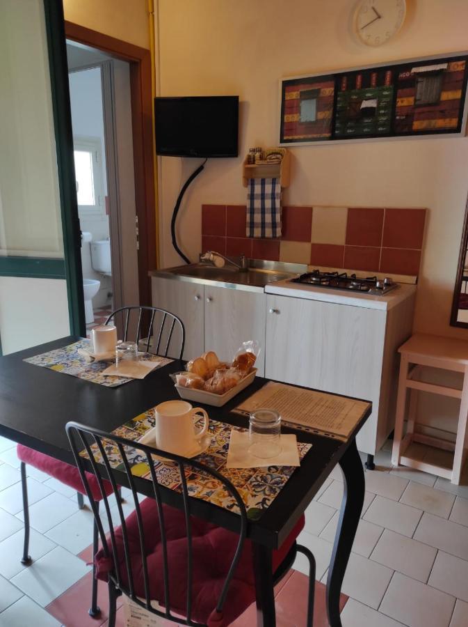 Bed and Breakfast Al Mare In Citta CTA Exterior foto