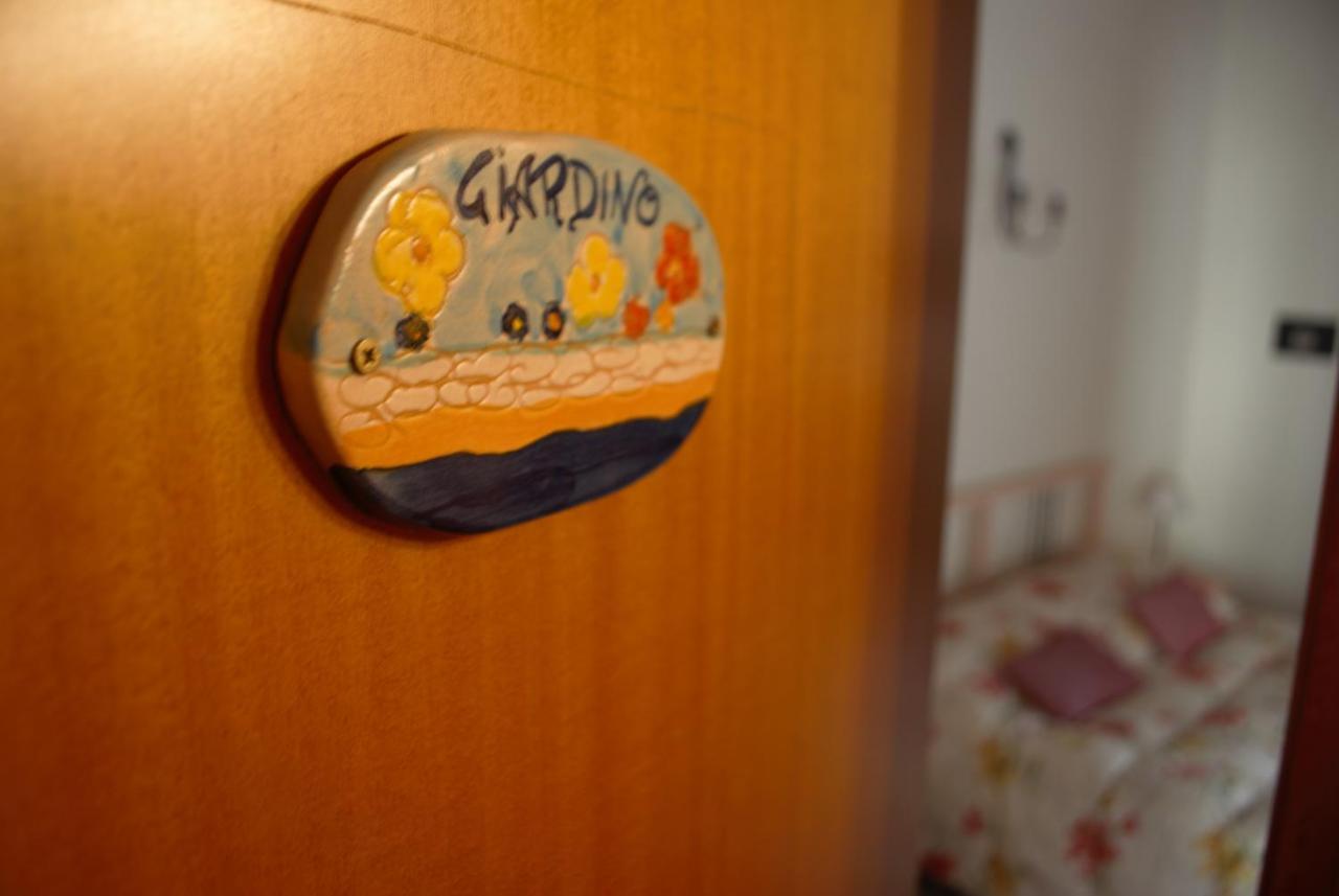 Bed and Breakfast Al Mare In Citta CTA Exterior foto