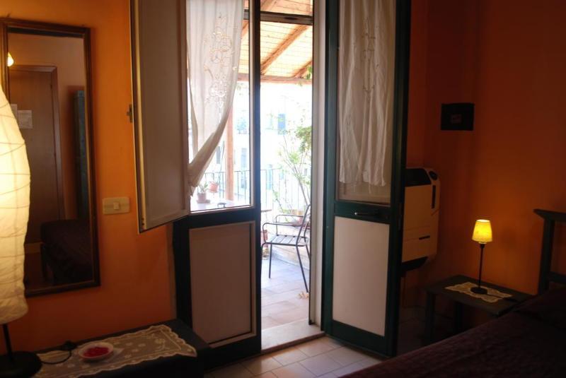 Bed and Breakfast Al Mare In Citta CTA Exterior foto